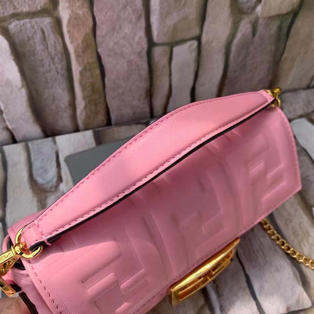 Fendi Women Baguette Soft Nappa Leather Bag-Pink