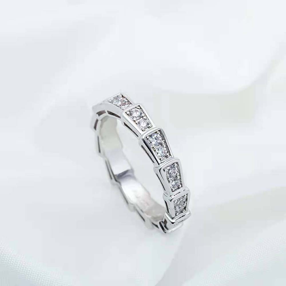 Bvlgari Women Precious Beauty of the Scales Serpenti Viper Ring