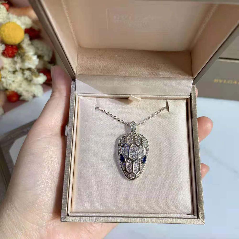 Bvlgari Women Serpenti Necklace in 18 KT White Gold