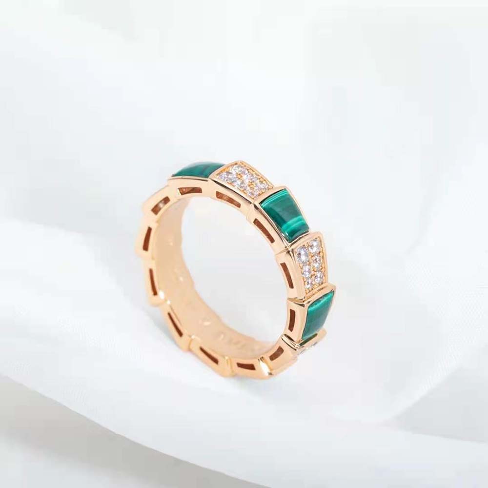 Bvlgari Women Serpenti Viper Band Ring in 18 KT Rose Gold-Green