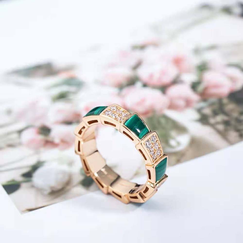 Bvlgari Women Serpenti Viper Band Ring in 18 KT Rose Gold-Green