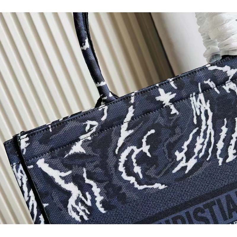 Dior Unisex CD Large Dior Book Tote Blue Dior Roses Embroidery