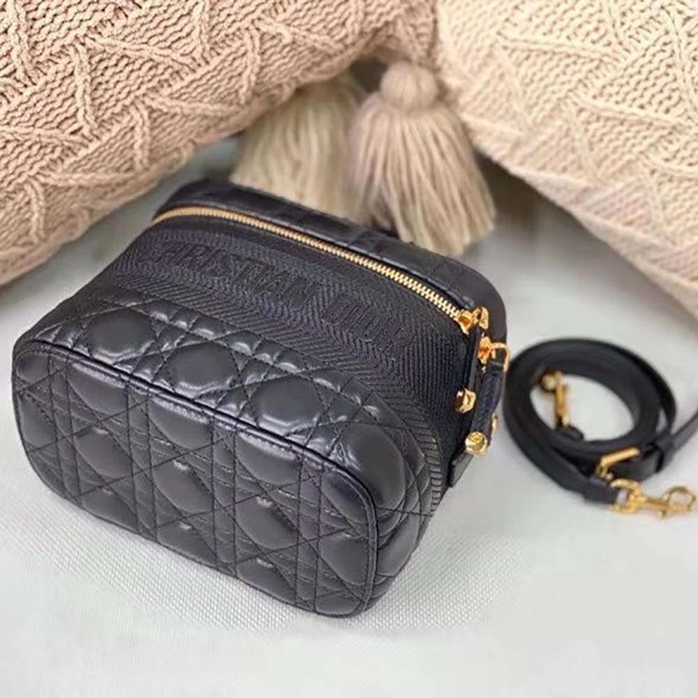 Dior Women Small Diortravel Vanity Case Cannage Lambskin-Black