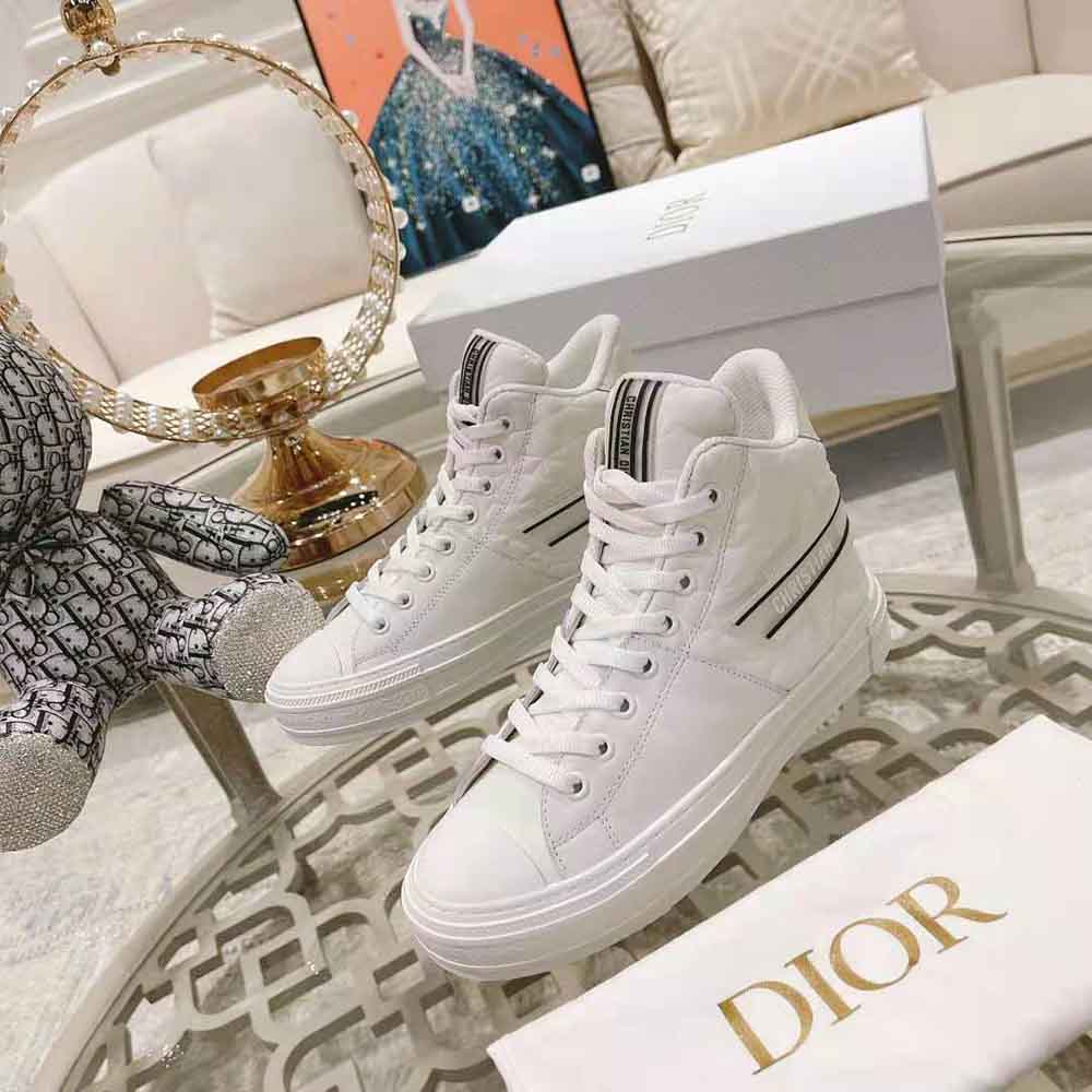 Dior Unisex Walk N Dior Star Sneaker White Dior Etoile Embossed Lambskin and Calfskin