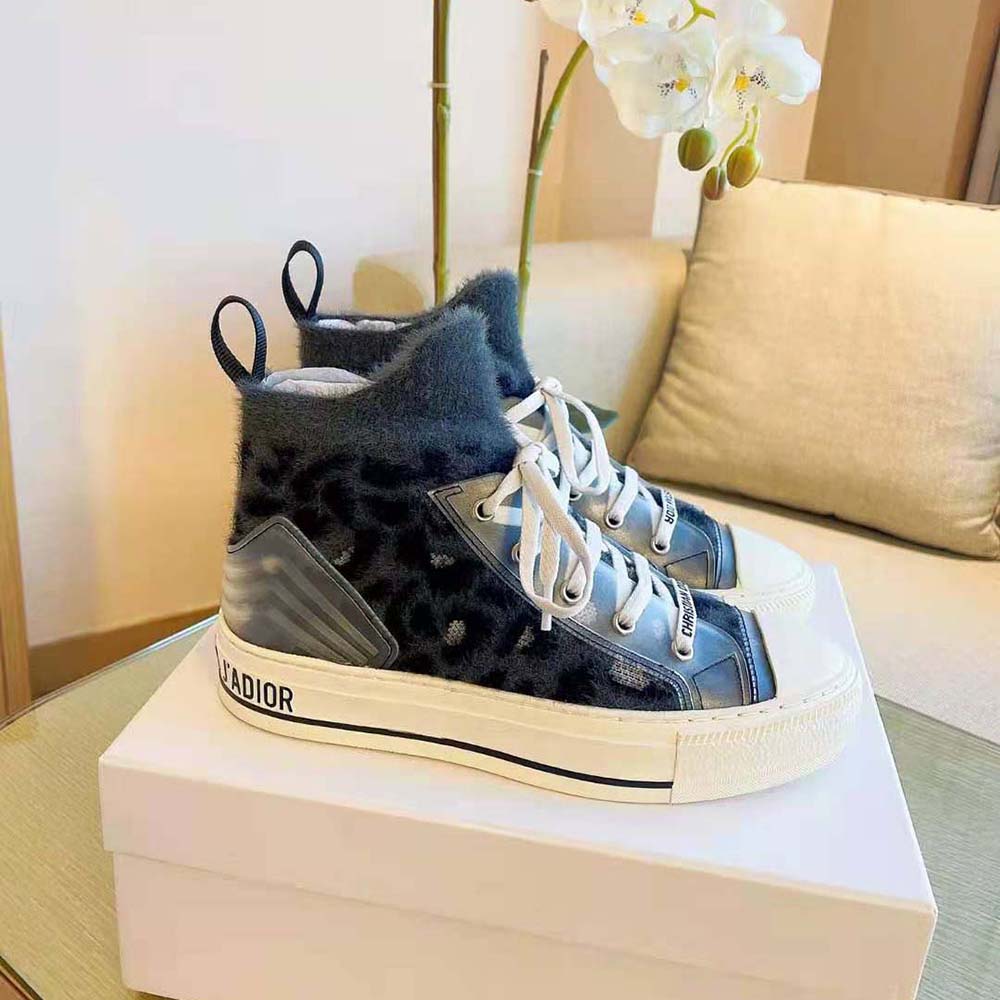 Dior Women Walk’n’Dior Sneaker Fur-Effect Knit with Gray Mizza Print