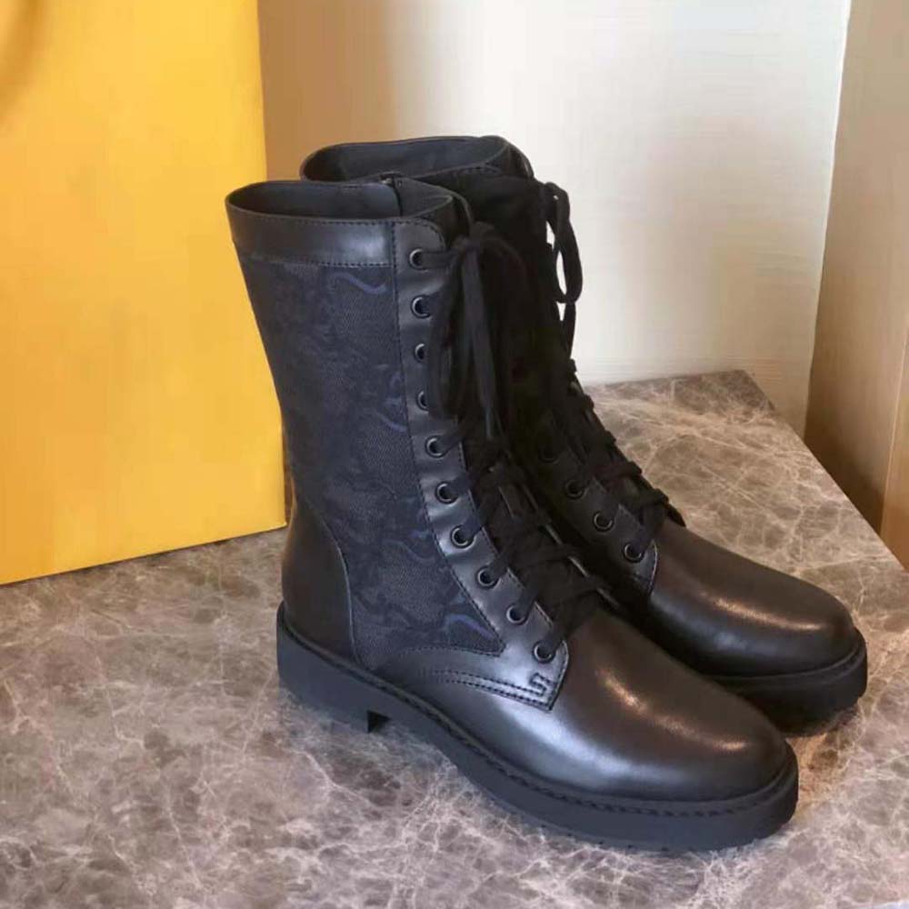 Fendi Women Signature Black Leather Biker Boots
