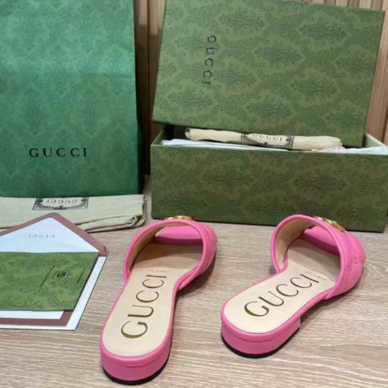 G*u*i women gg matelassé slide sandal bright pink double g square toe flat