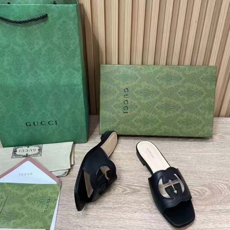 G*u*i women interlocking g cut out slide sandal black leather flat