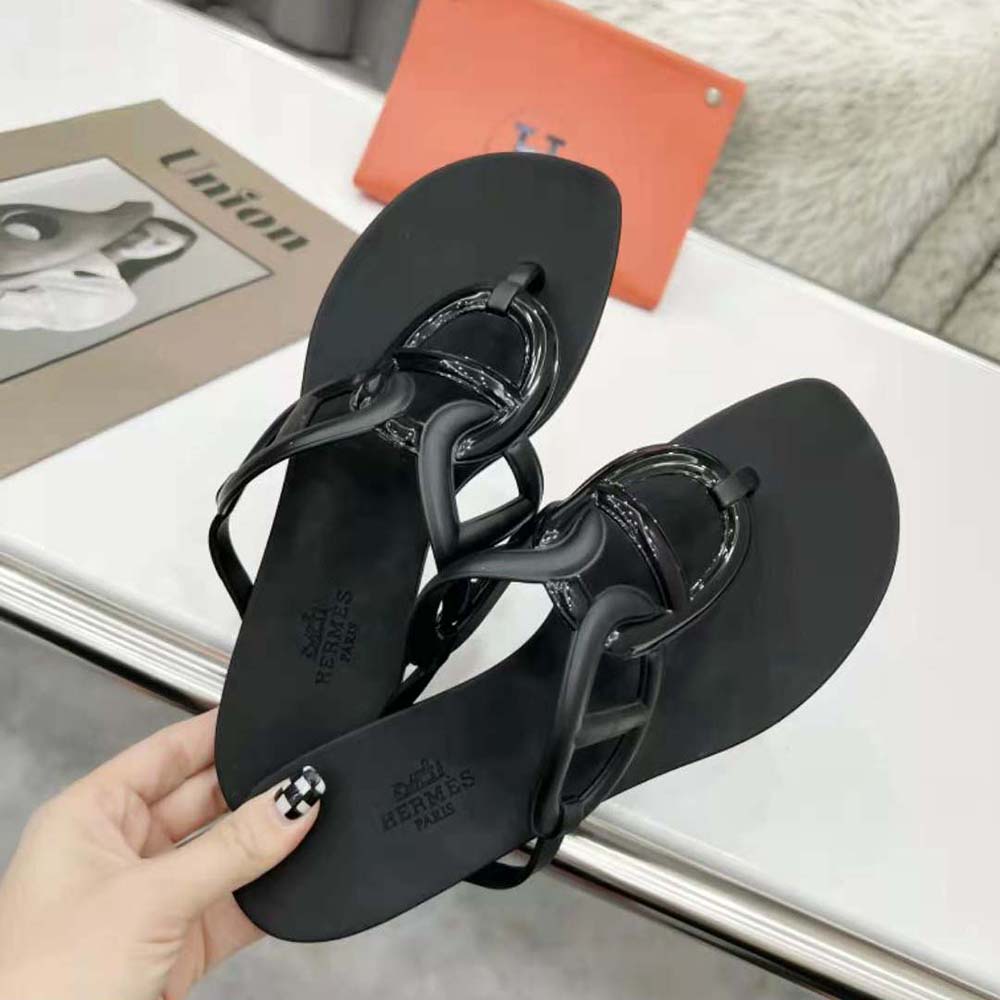 Hermes Women Egerie Sandal in Waterproof TPU with Chaine D Ancre Motif-Black