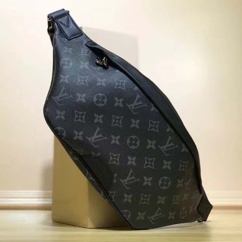 Louis Vuitton LV Men Discovery Bumbag PM Grey Monogram Eclipse Canvas