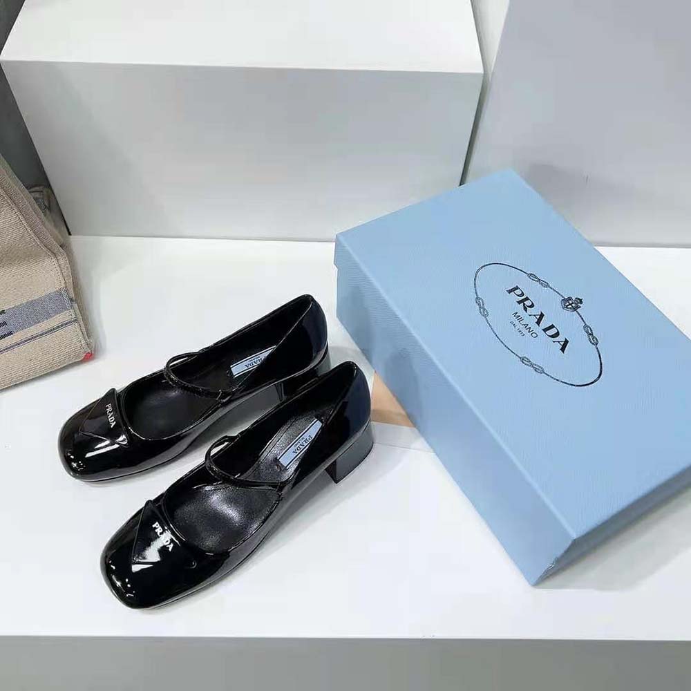 Prada Women Patent Leather Pumps in 45mm Heel Height-Black