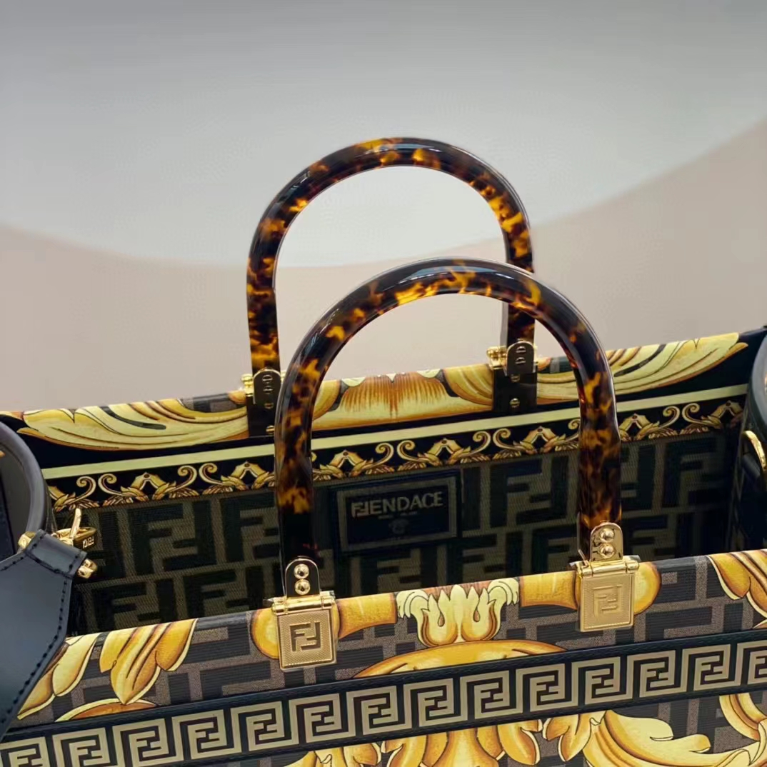 Fendi Women Fendi Sunshine Medium Fendace Printed FF Leather Shopper