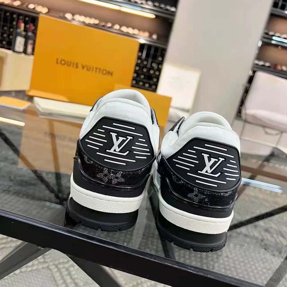 Louis Vuitton Unisex LV Trainer Sneaker With Monogram-Embossed Grained Calf Leather
