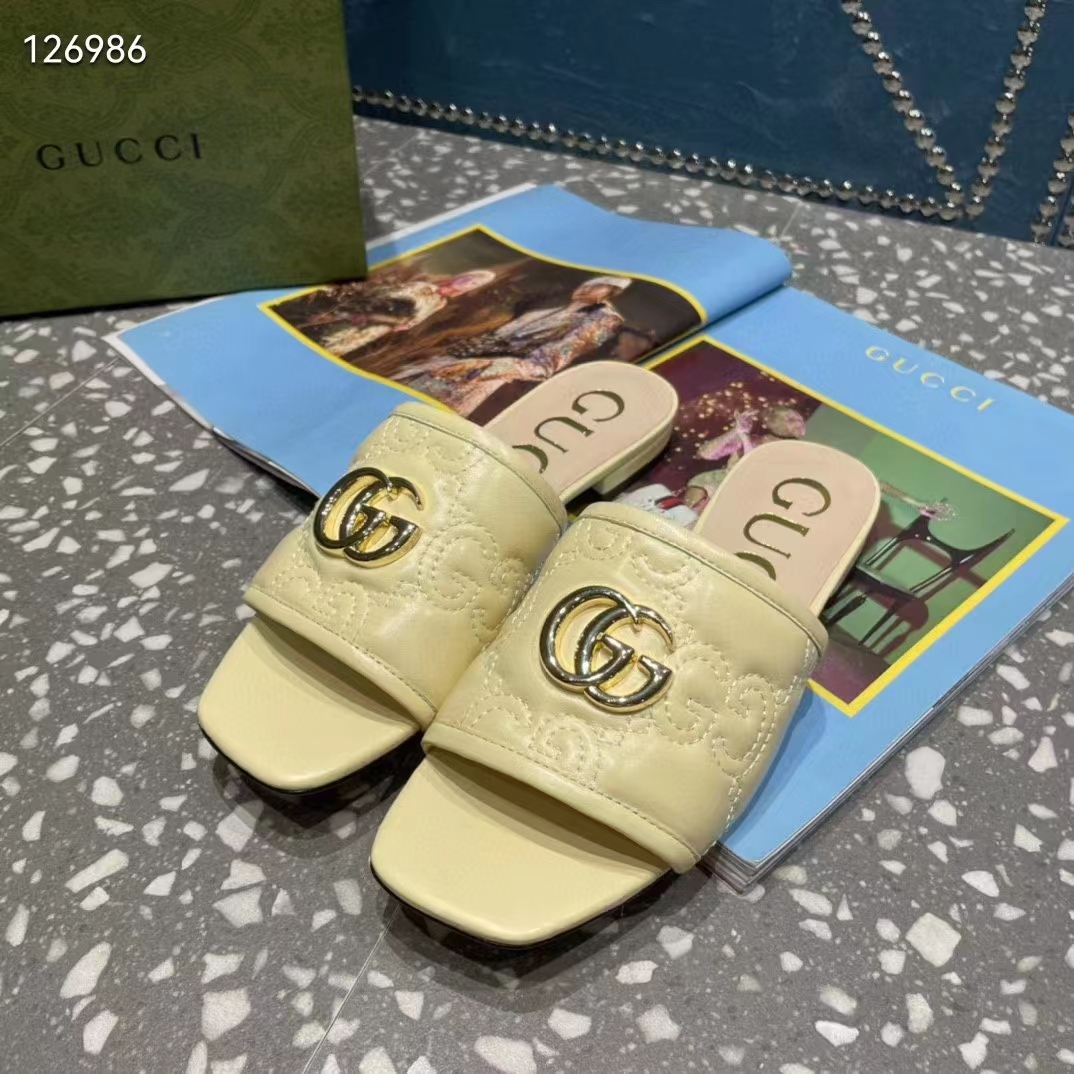 G*u*i women matelassé slide sandal beige gg matelassé leather square toe flat