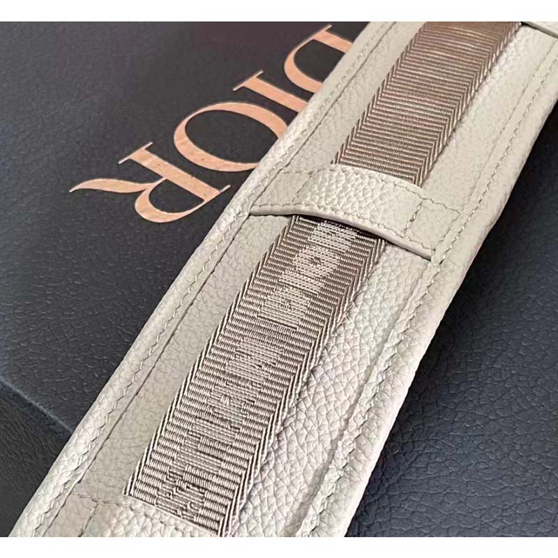 Dior Unisex CD Safari Messenger Bag Gray Grained Calfskin ‘Christian Dior 1947’ Signature