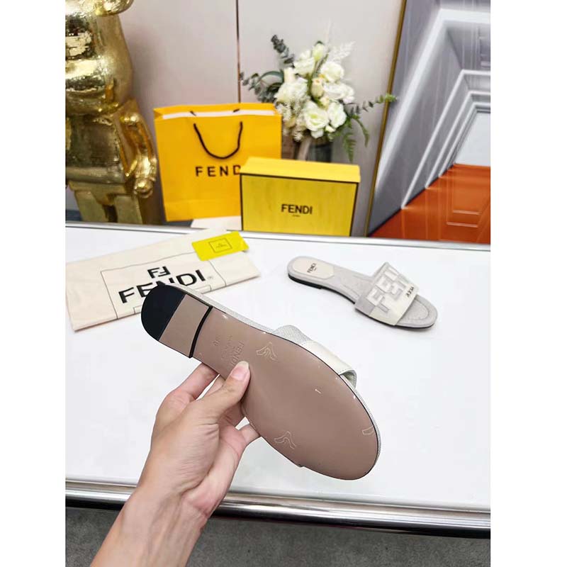 Fendi Women FF Signature Canvas White Leather Slides 1 Cm Heel