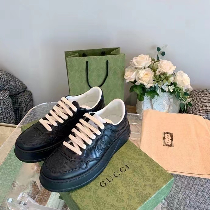 G*u*i unisex ace gg embossed sneaker black gg embossed leather rubber sole