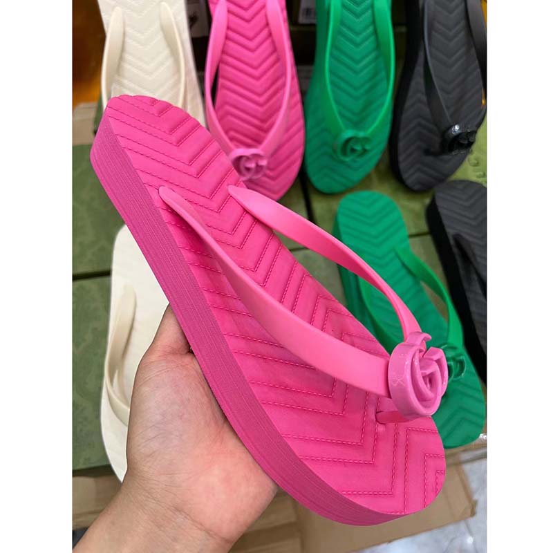G*u*i women gg chevron thong sandal pink rubber resin double g flat