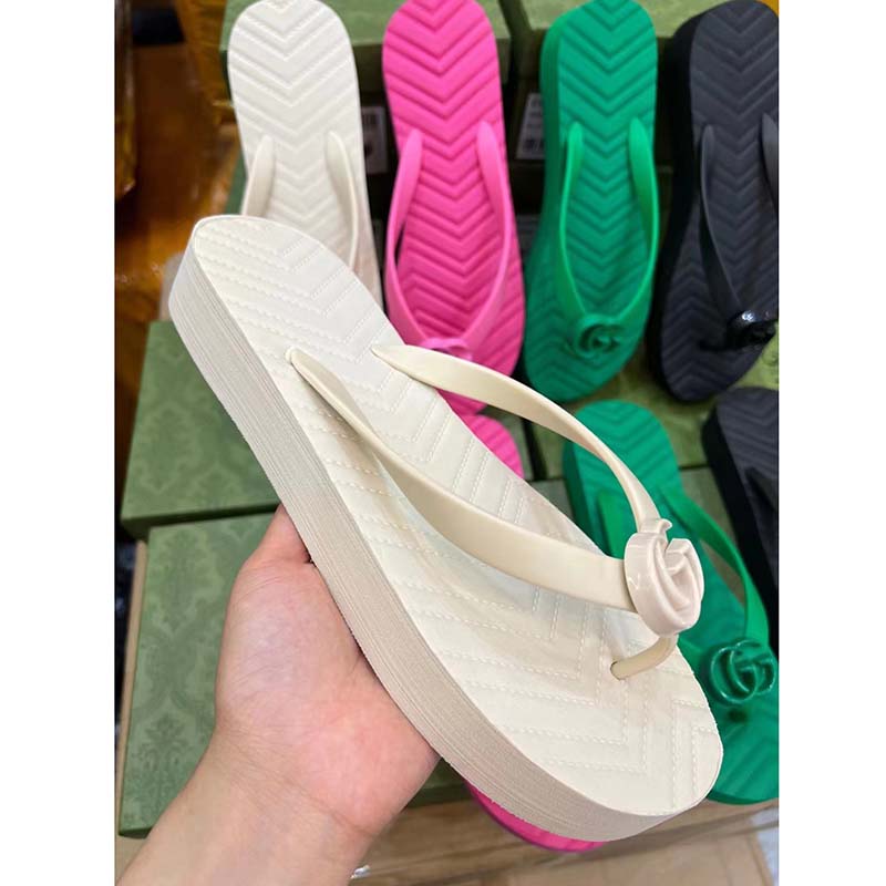 G*u*i women gg chevron thong sandal white rubber resin double g flat