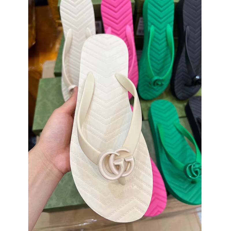 G*u*i women gg chevron thong sandal white rubber resin double g flat