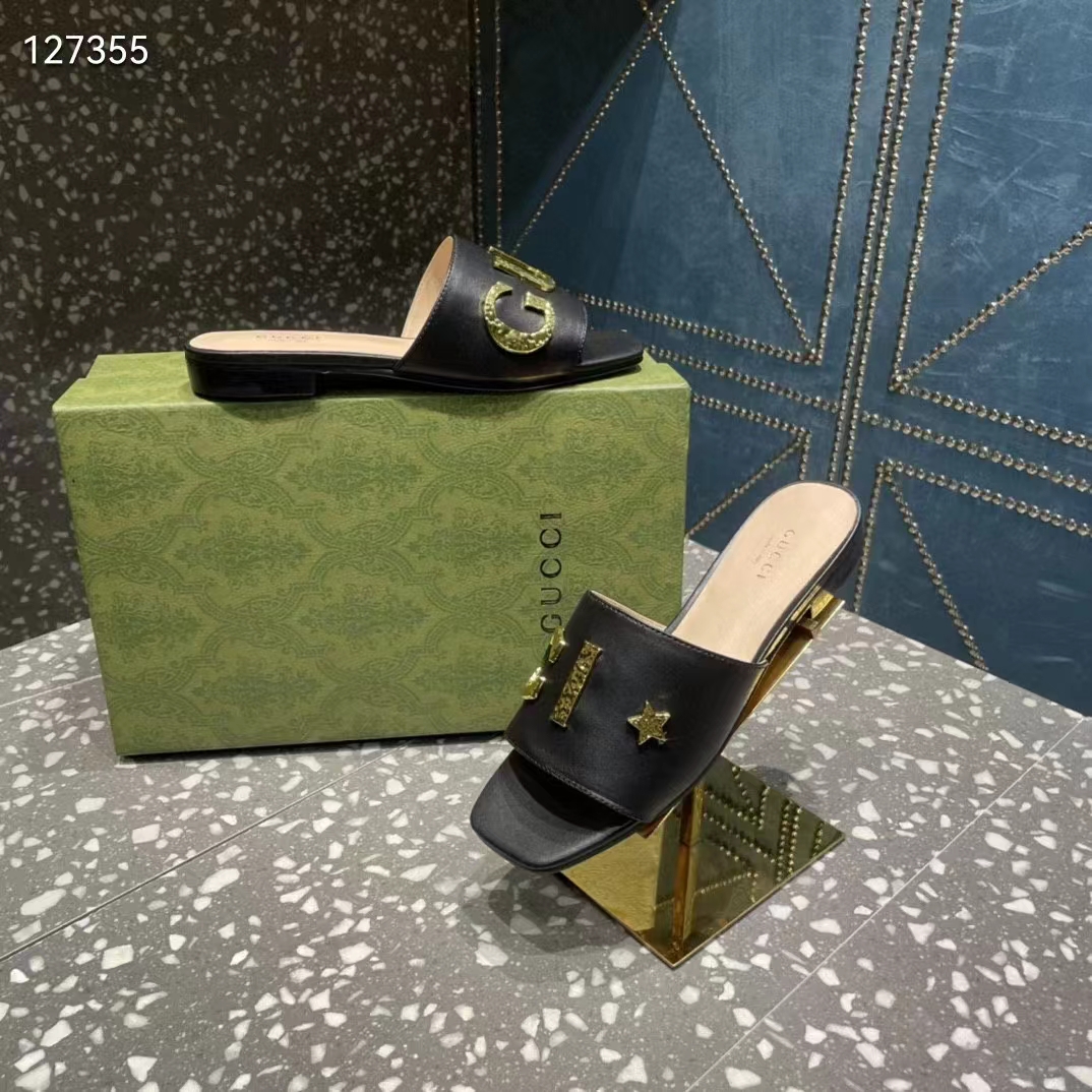 G*u*i women gg slide sandal black leather textured logo star flat 1 cm heel
