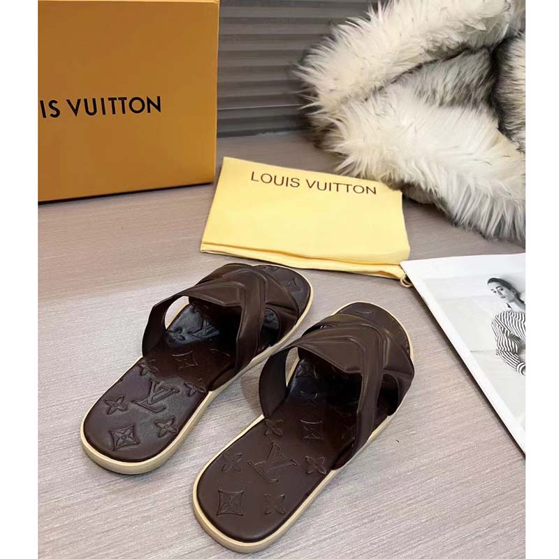 Louis Vuitton LV Unisex Oasis Mule Black Grained Calf Leather Rubber Signature