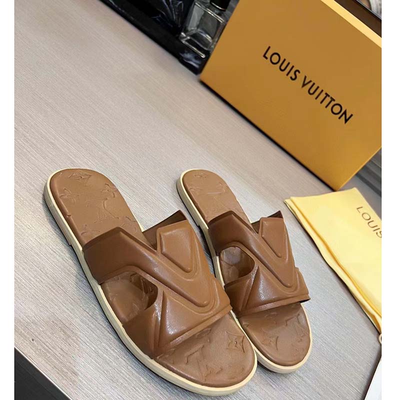 Louis Vuitton LV Unisex Oasis Mule Moka Brown Grained Calf Leather Rubber Signature
