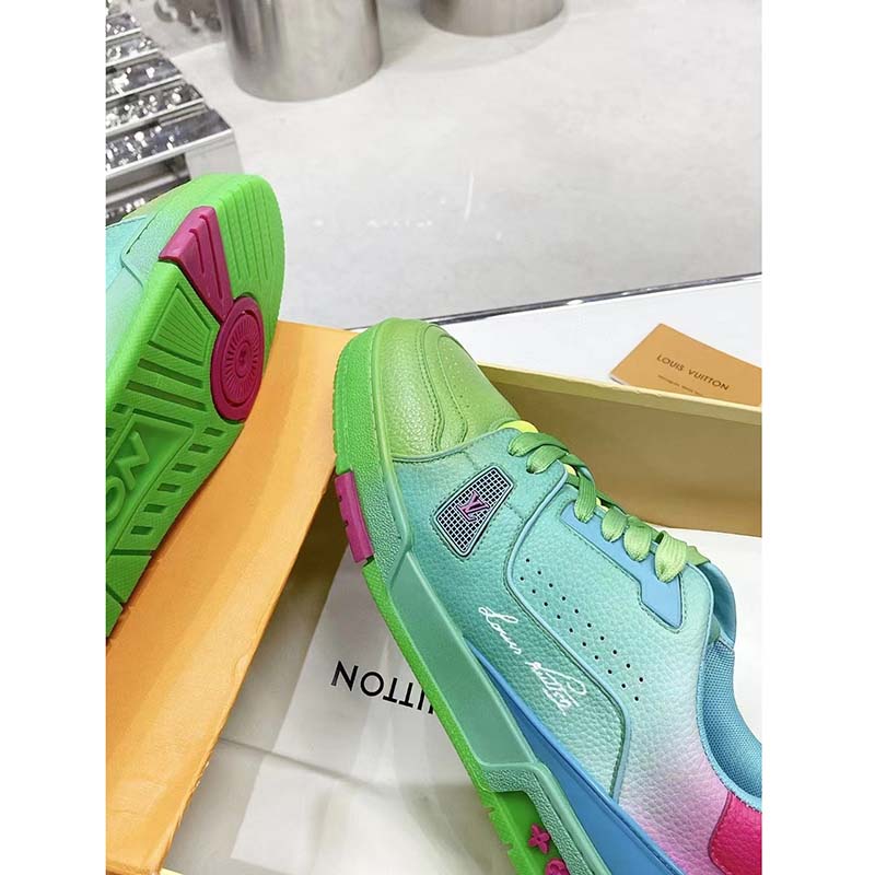 Louis Vuitton LV Unisex Trainer Sneaker Green Grained Calf Leather Rubber Outsole