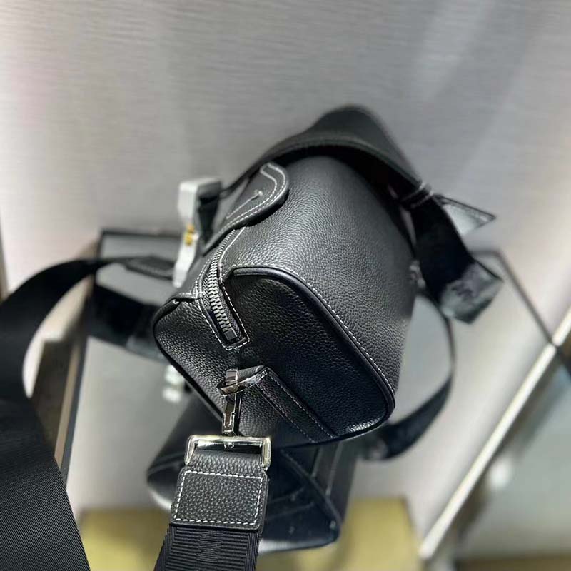 Dior Unisex CD Lingot 22 Bag Black Grained Calfskin