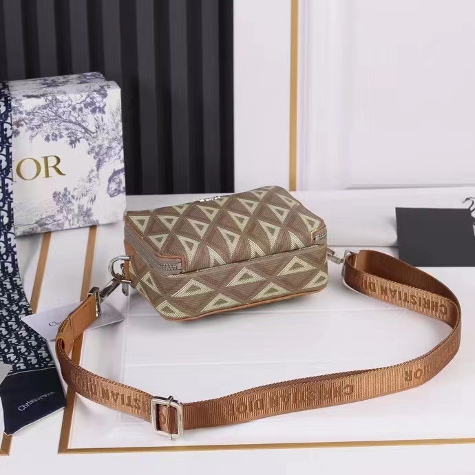 dior unisex cd messenger pouch natural cd Di*m*nd canvas