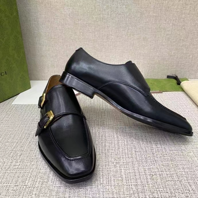 G*u*i men monk strap loafer smooth black leather buckle sole flat 2 cm heel