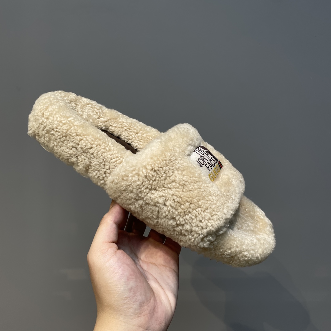 G*u*i unisex the north face x G*u*i slide beige merino wool rubber sole flat
