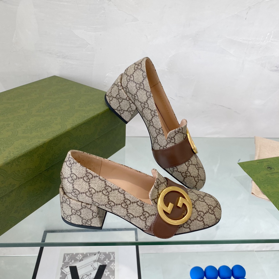 G*u*i women blondie pump beige ebony gg supreme canvas round interlocking g