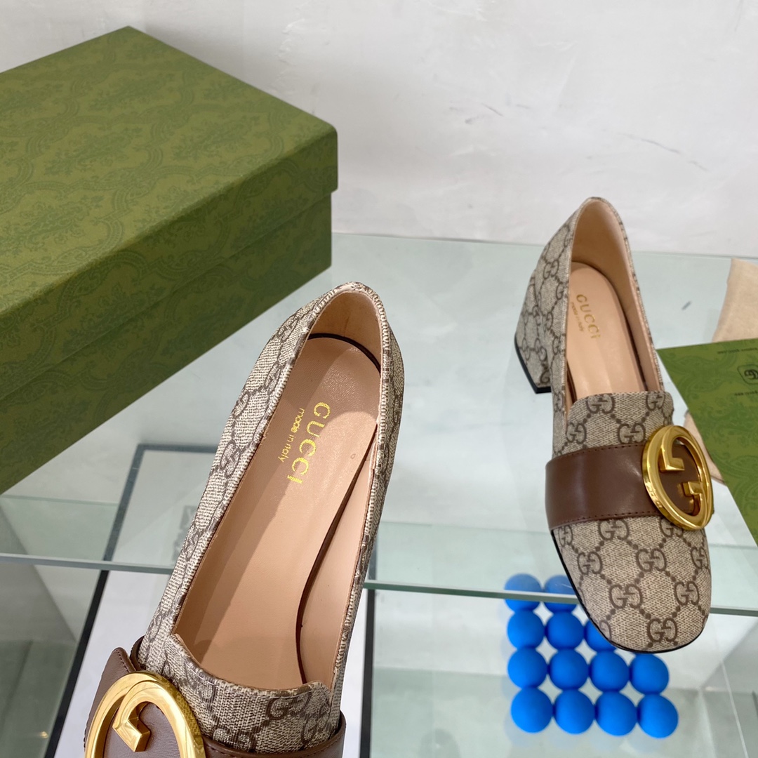 G*u*i women blondie pump beige ebony gg supreme canvas round interlocking g