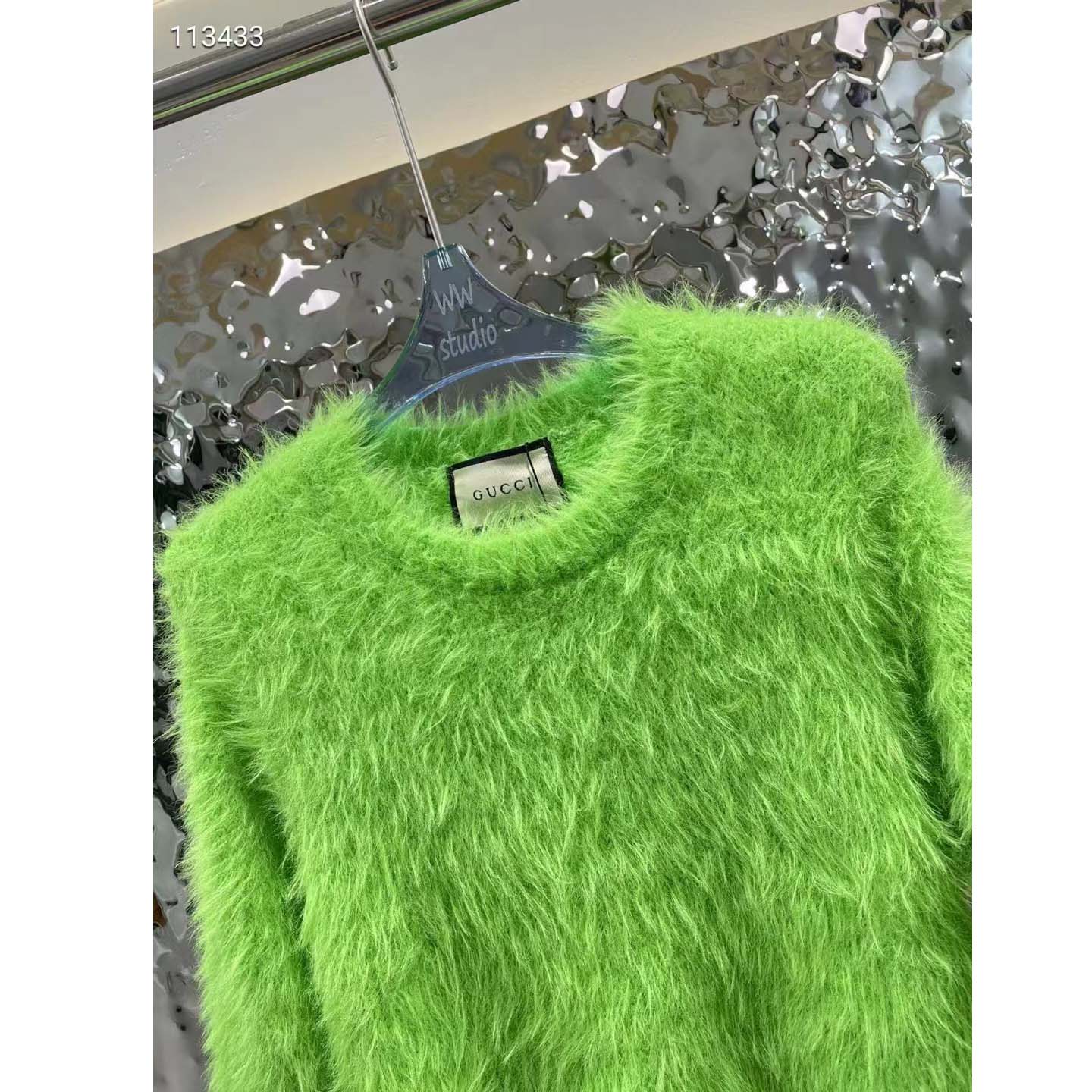 G*u*i women gg brushed wool knit sweater bright green long sleeves crewneck