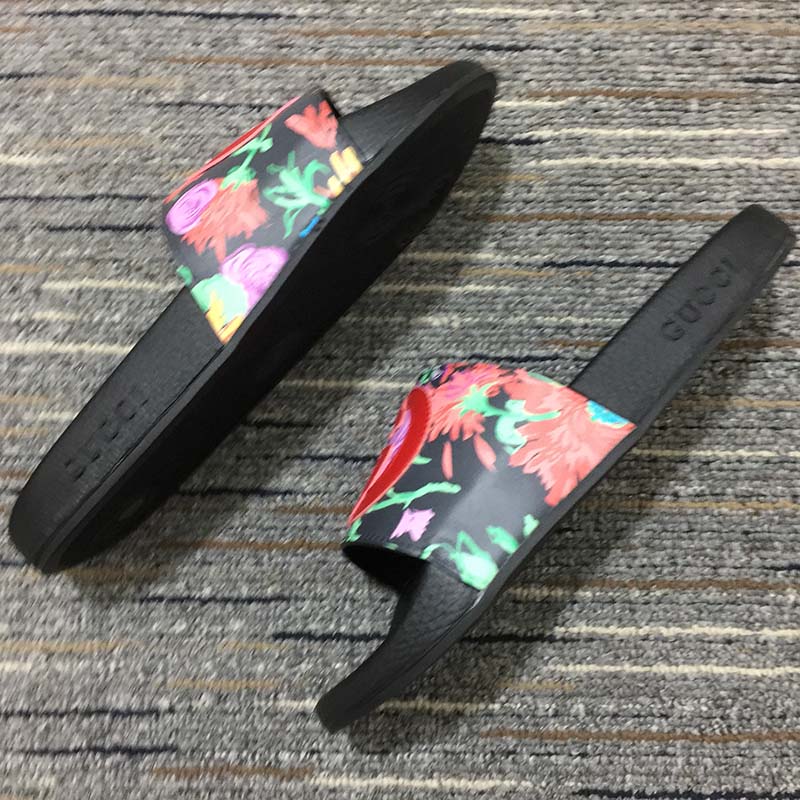 G*u*i women gg ken scott print slide sandal interlocking g patch flat
