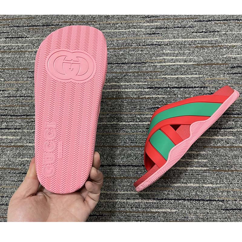 G*u*i women web slide sandal green red rubber web straps rubber sole flat