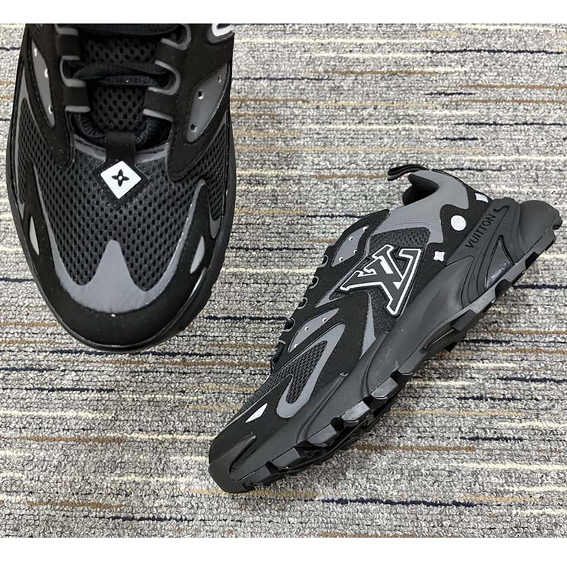 Louis Vuitton Unisex LV Runner Tatic Sneaker Black Mix Materials Rubber Outsole