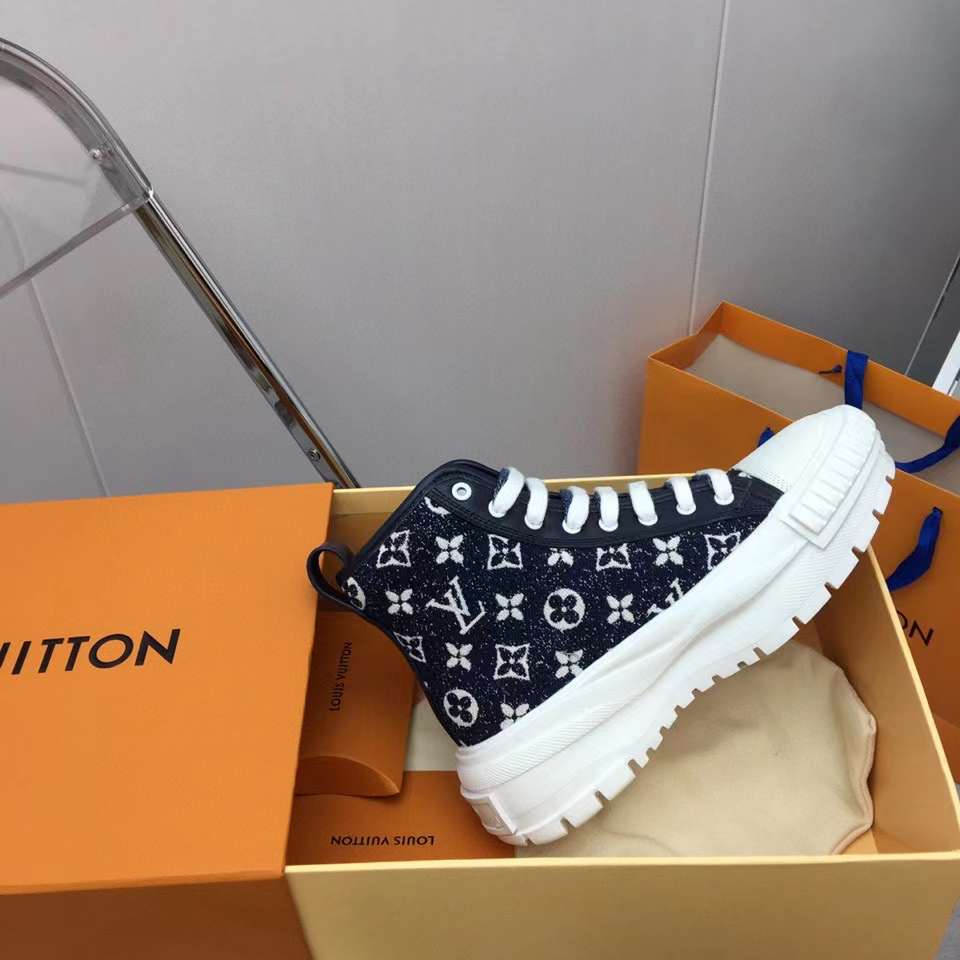 Louis Vuitton Unisex LV Squad Sneaker Boot Navy Blue Monogram Denim Circle