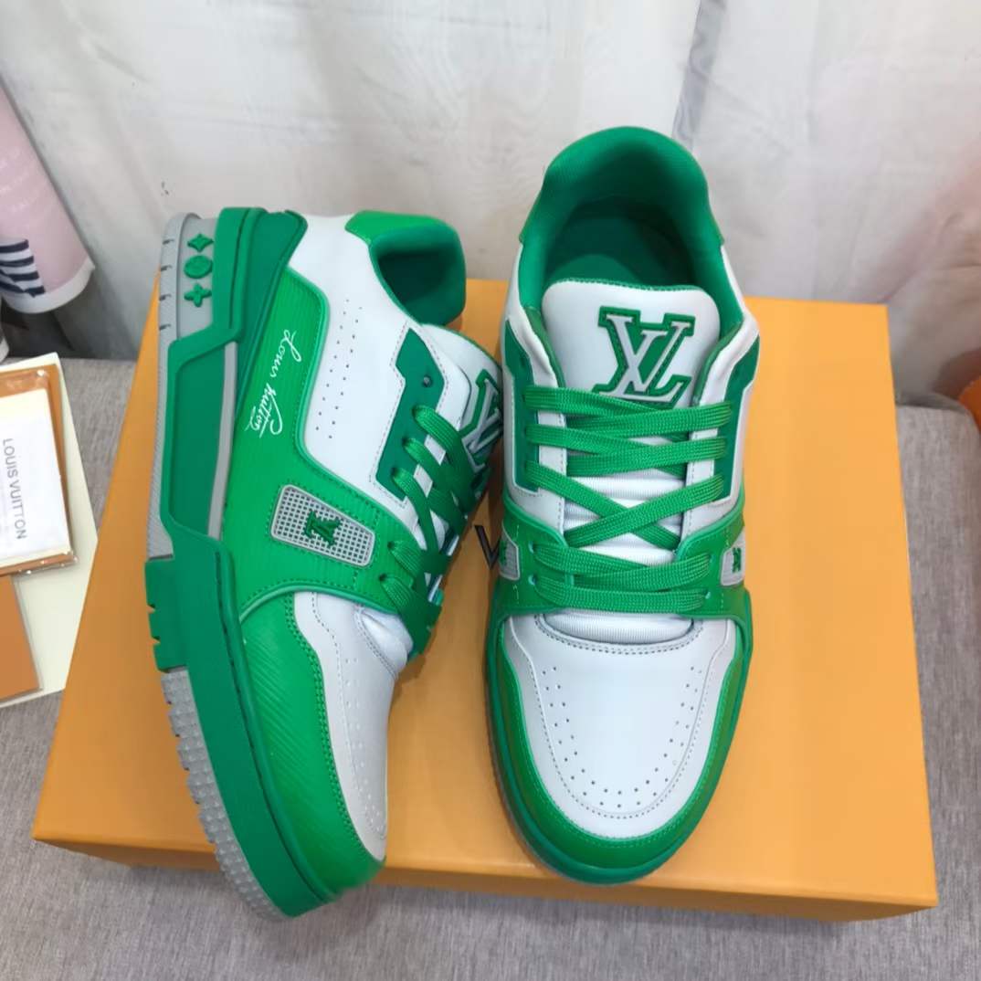 Louis Vuitton Unisex LV Trainer Sneaker Green Epi Calf Leather Rubber Outsole #54