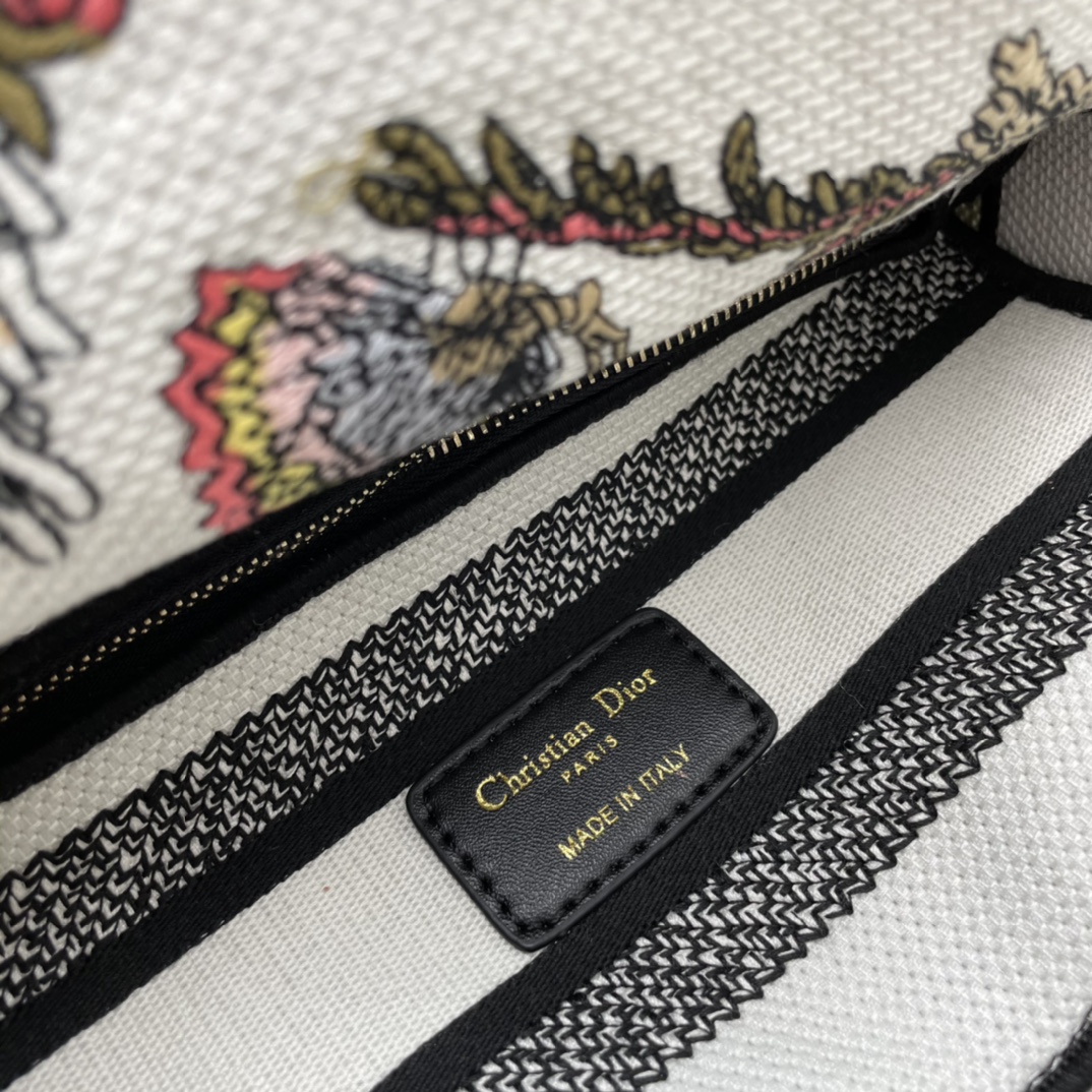Dior Women CD Medium Lady D-Lite Bag White Multicolor Jardin Botanique Embroidery