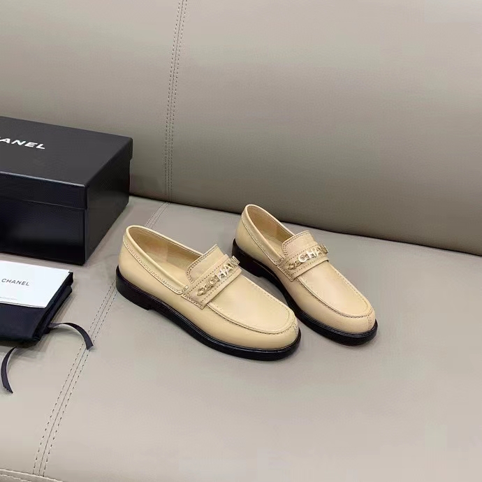 Chanel Women CC Loafers Shiny Calfskin Light Brown 2 Cm Heel