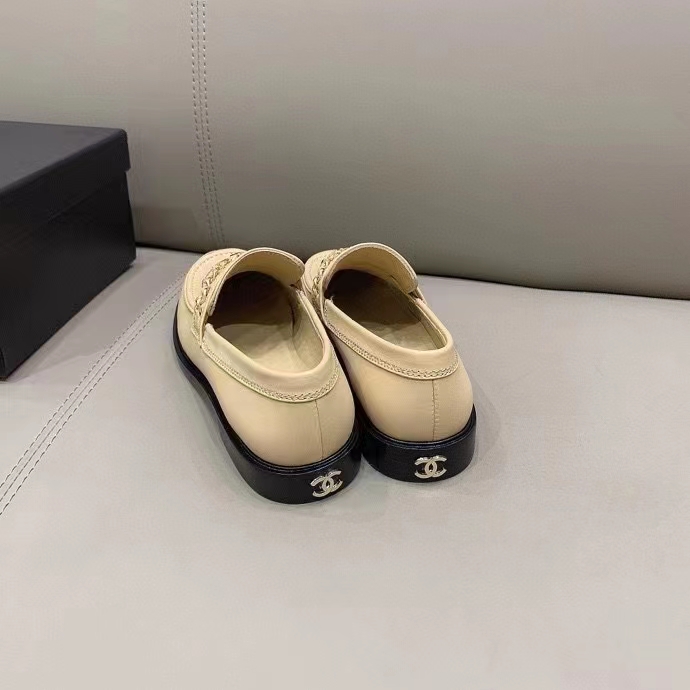 Chanel Women CC Loafers Shiny Calfskin Light Brown 2 Cm Heel