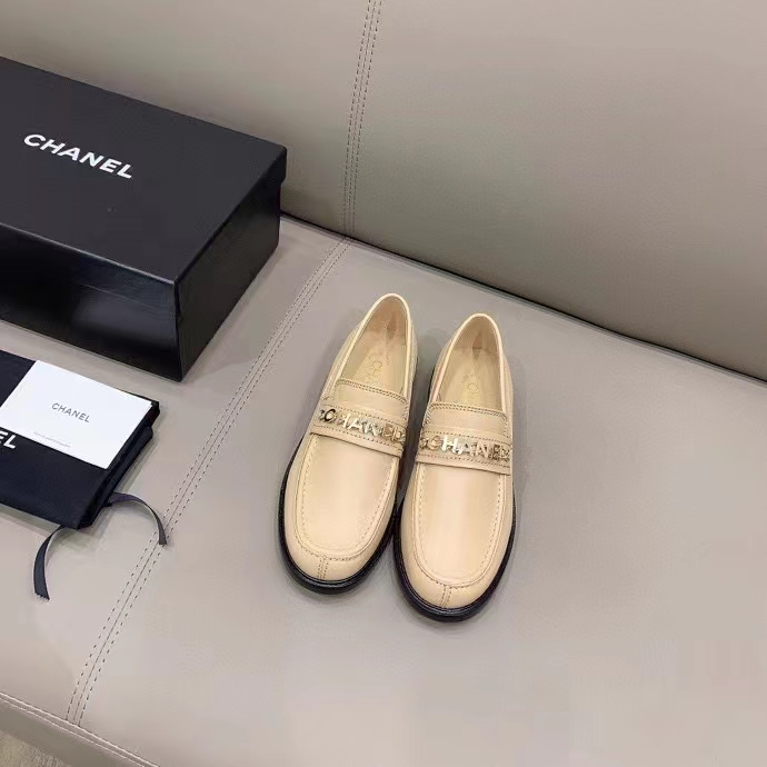 Chanel Women CC Loafers Shiny Calfskin Light Brown 2 Cm Heel