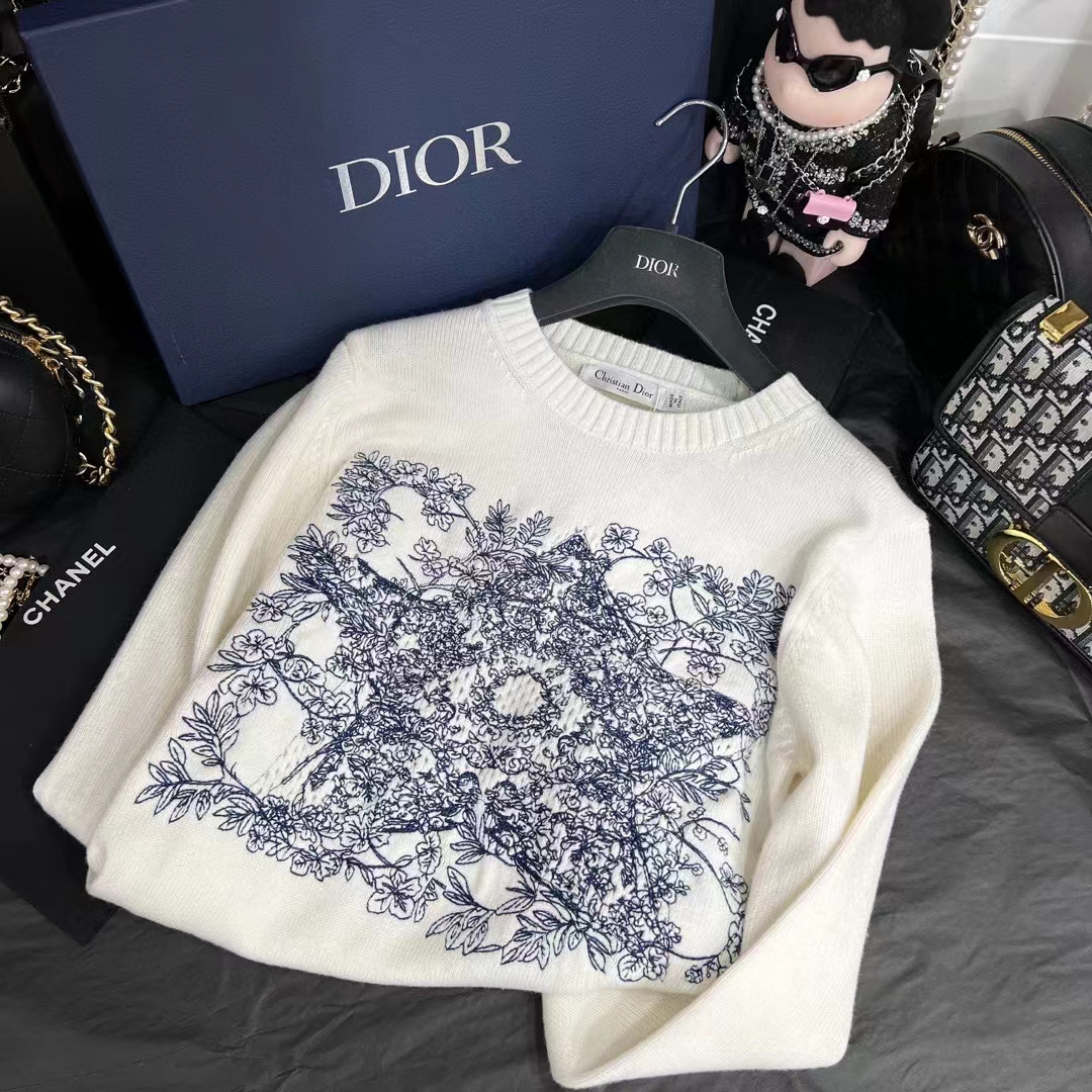 Dior Men CD Sweater Ecru Cashmere Knit Blue Dior Sevilla Star Motif