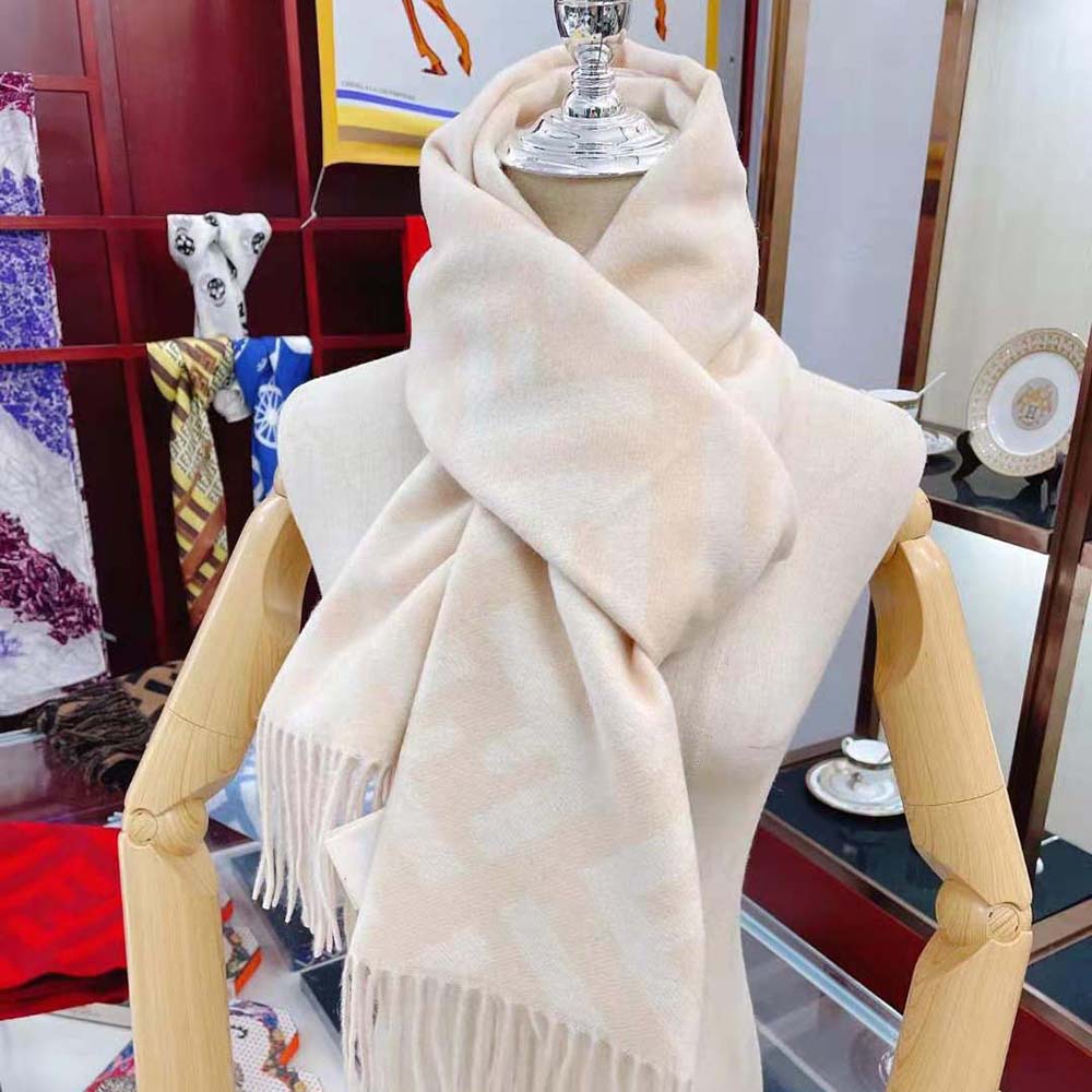 Fendi Women FF Scarf Pale Pink Cashmere Scarf