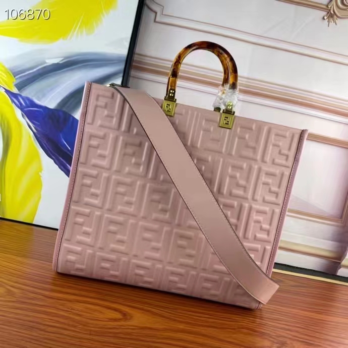Fendi Women FF Sunshine Medium Pink Leather Shopper