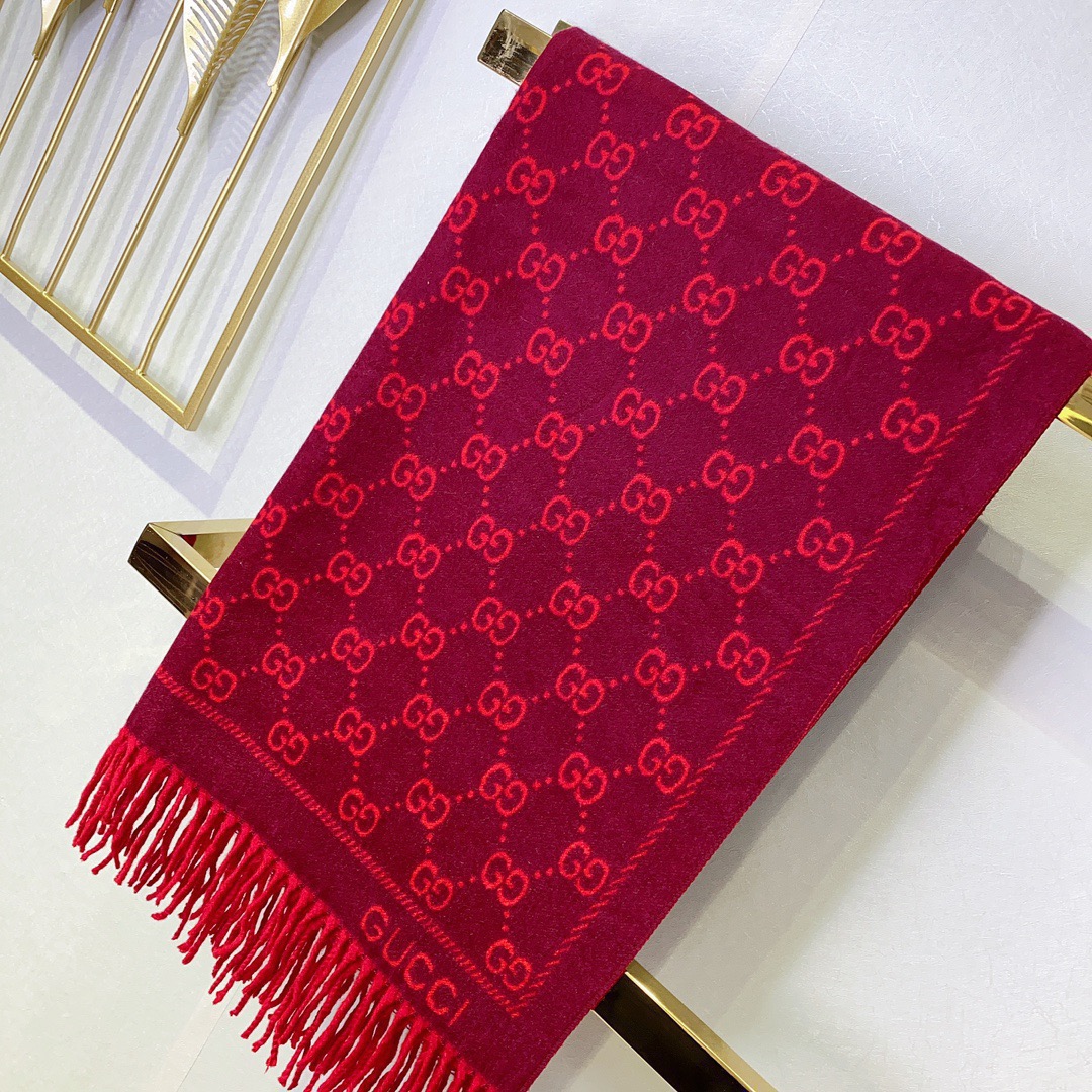 G*u*i women gg jacquard pattern knitted scarf magenta bordeaux gg wool