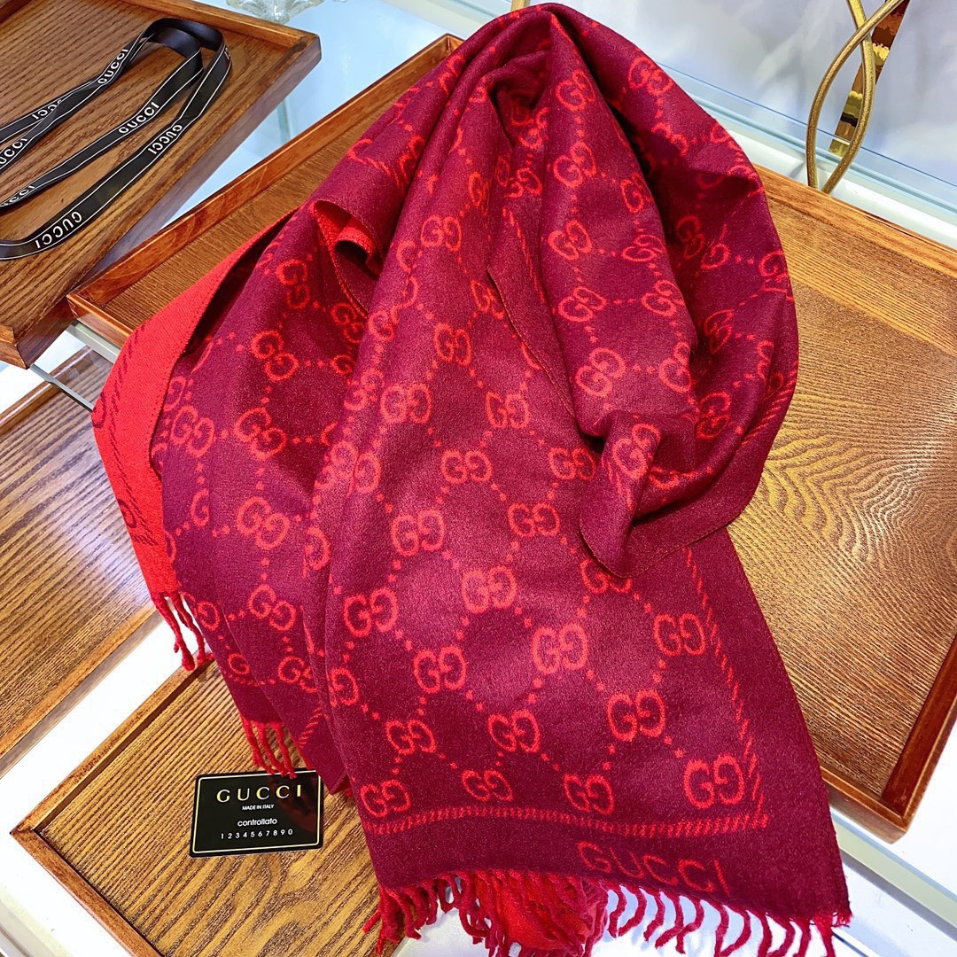 G*u*i women gg jacquard pattern knitted scarf magenta bordeaux gg wool