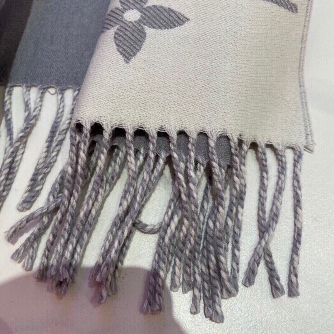 Louis Vuitton LV Unisex Essential Scarf Grey Wool Jacquard Weave Monogram Pattern